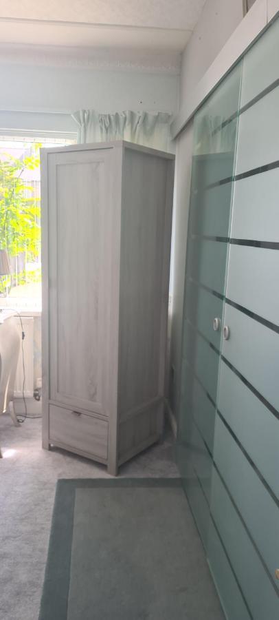 Parc Lodge Guesthouse 브리젠드 외부 사진